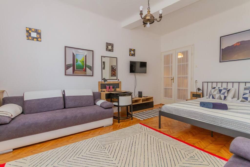 Poppy'S Home By The Danube By Nw Budapest Exterior photo